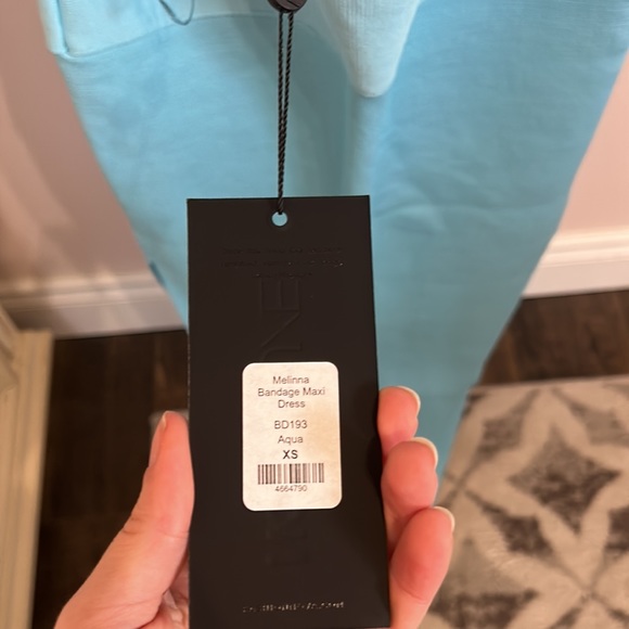 Blue backless long dress perfect for any outing! - Picture 4 of 6